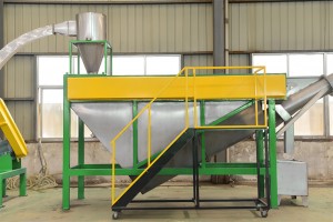 PET bottle flakes washing line